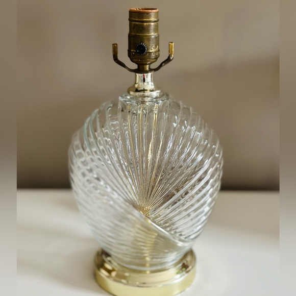 Vintage art deco scallop clear glass Lamp - Picture 2 of 10